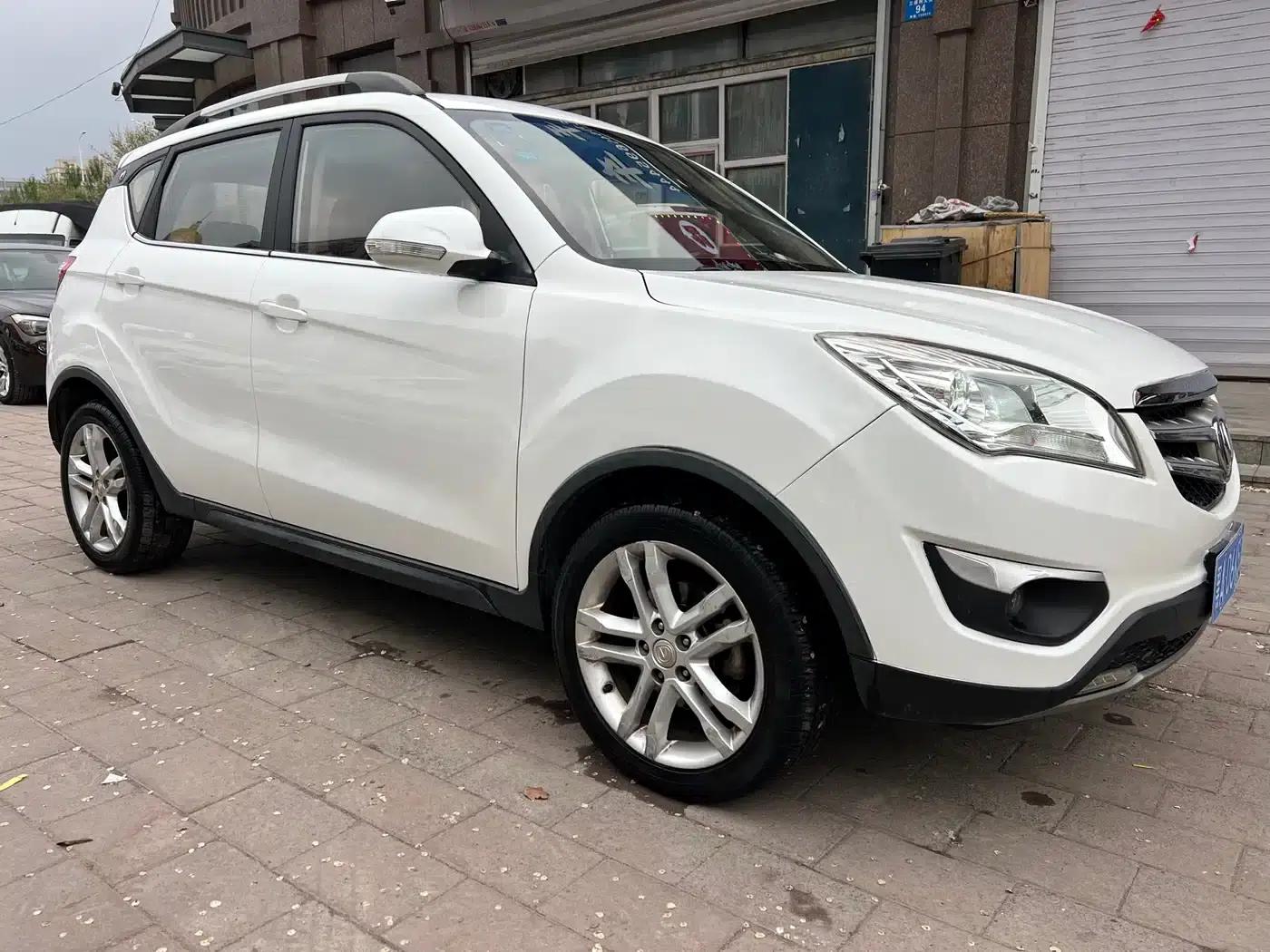 Changan CS35 2016 1.6L Automatic Deluxe (National V Emission Standard) — миниатюра 3