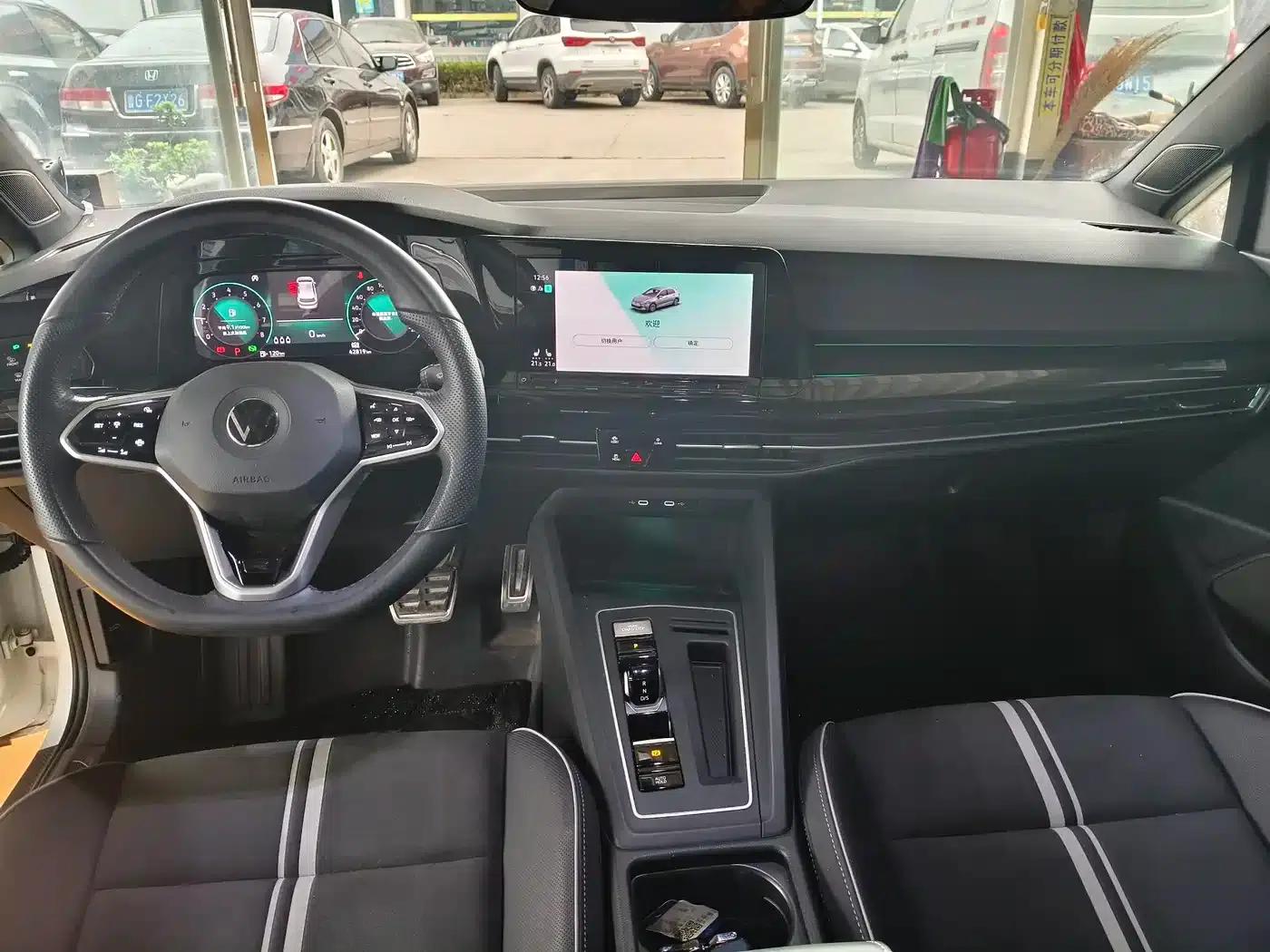 2021 Golf 280TSI DSG R-Line — миниатюра 11