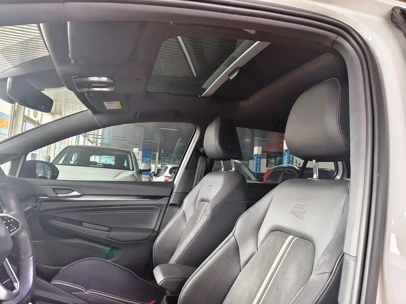 2021 Golf 280TSI DSG R-Line — миниатюра 6