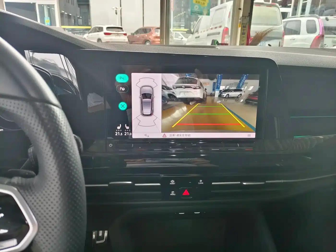 2021 Golf 280TSI DSG R-Line — миниатюра 8