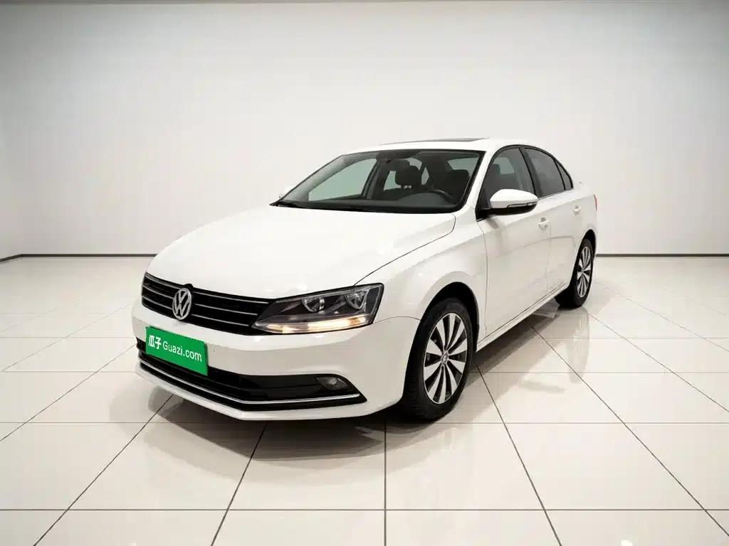 2017 Volkswagen Sagitar 230TSI Automatic Comfort Edition — миниатюра 1