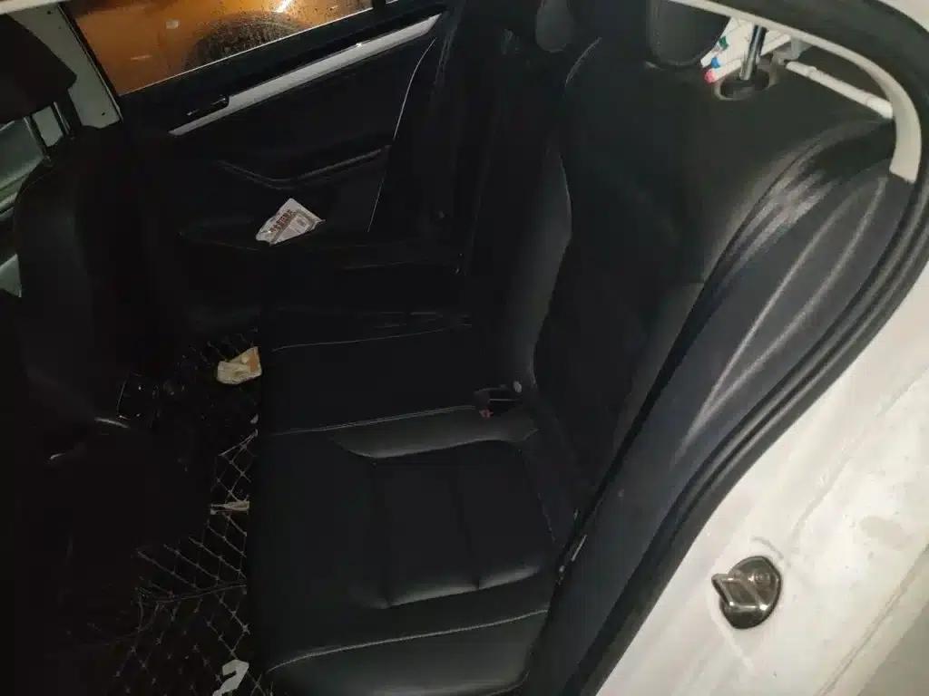 2017 Volkswagen Sagitar 230TSI Automatic Comfort Edition — миниатюра 15