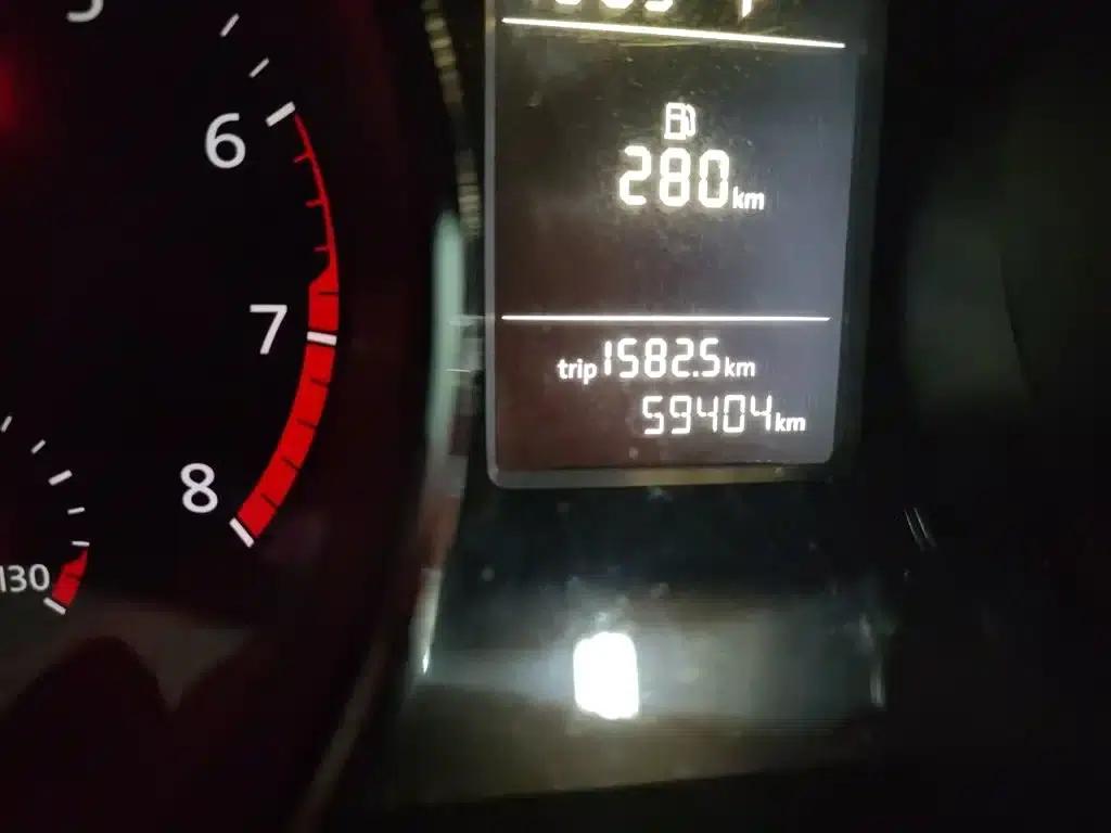 2017 Volkswagen Sagitar 230TSI Automatic Comfort Edition — миниатюра 5