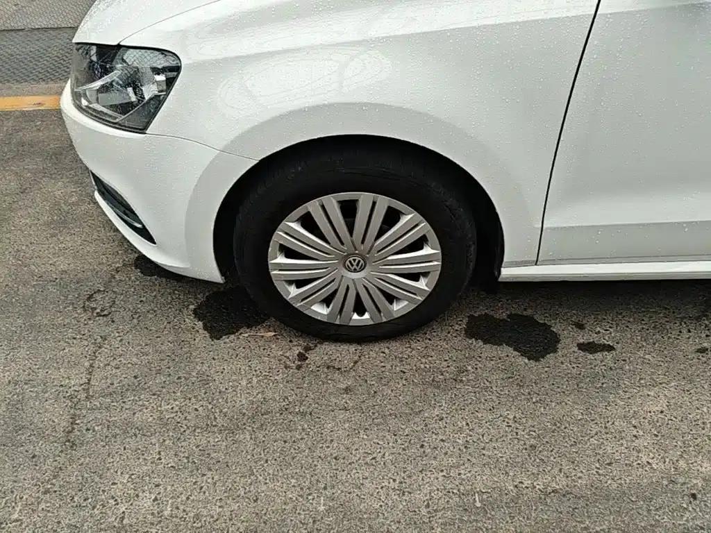2016 Polo 1.6L Automatic Comfort Model — миниатюра 23