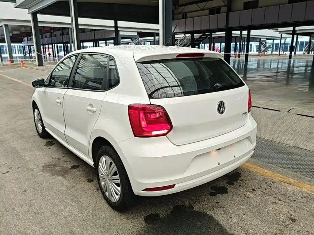 2016 Polo 1.6L Automatic Comfort Model — миниатюра 5