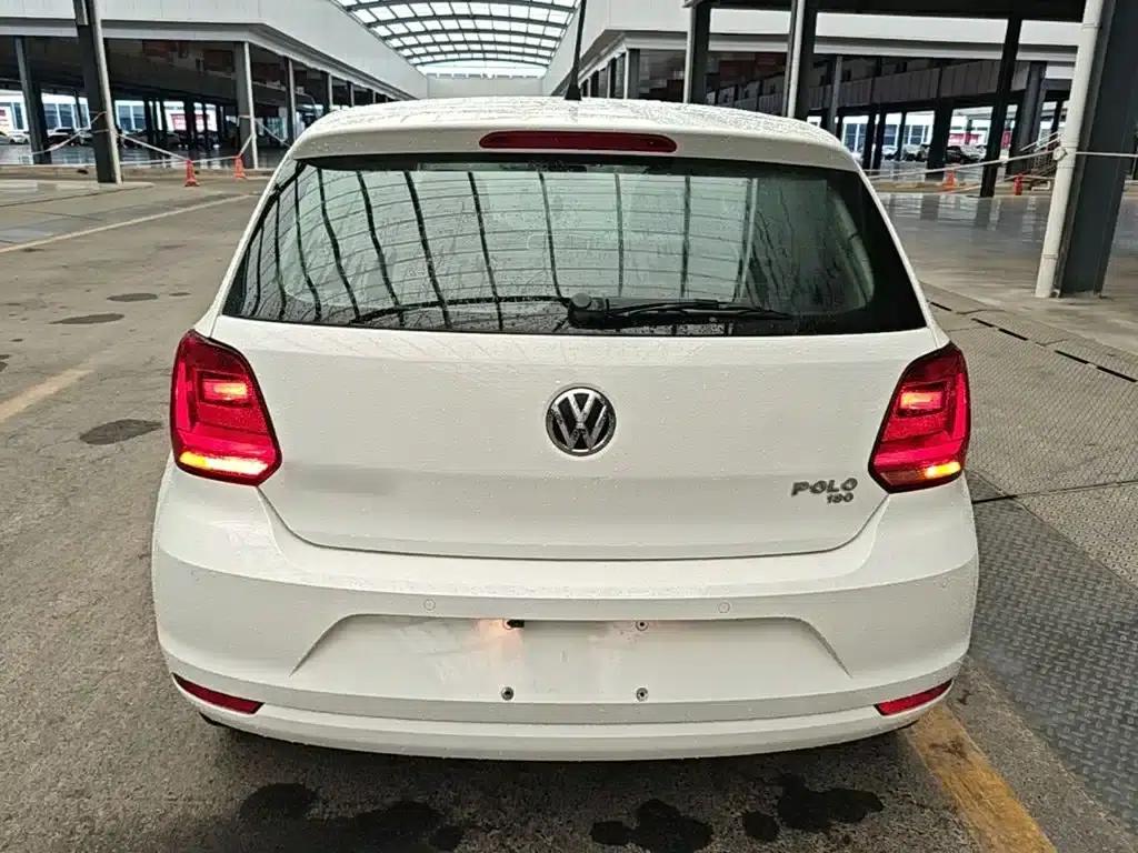 2016 Polo 1.6L Automatic Comfort Model — миниатюра 6