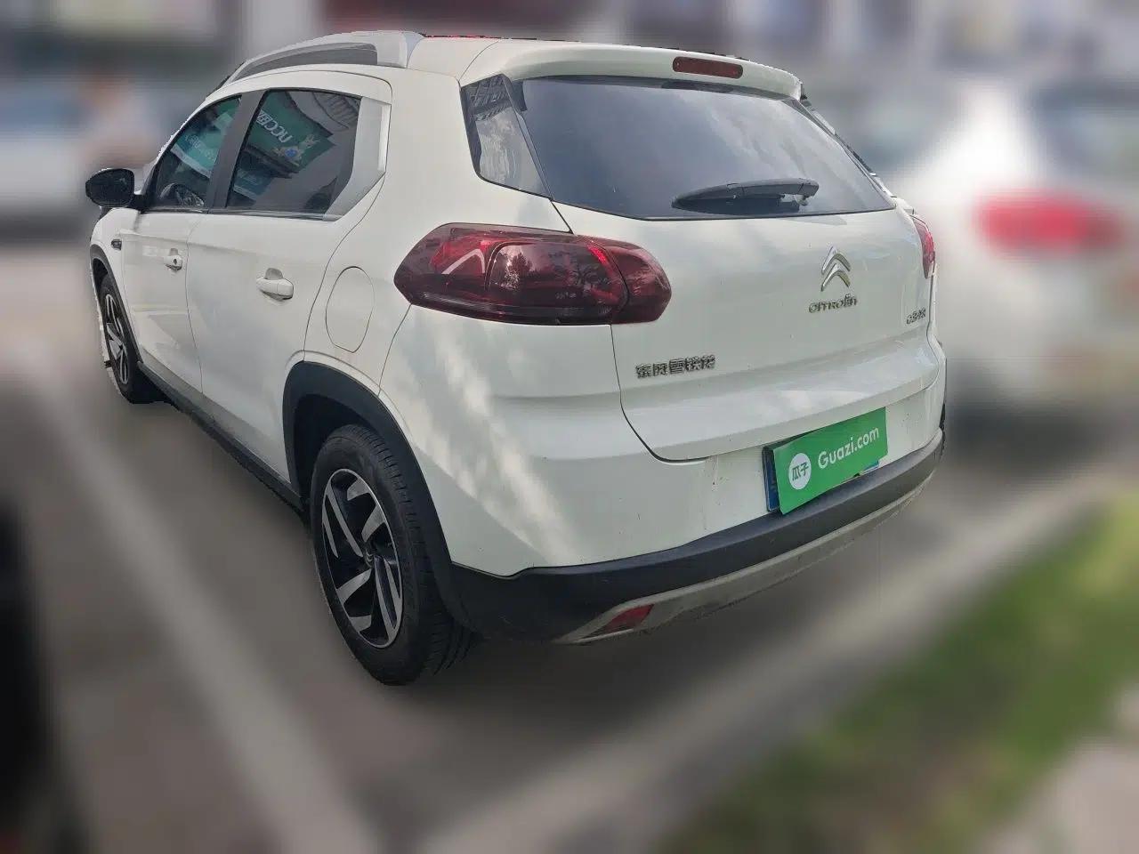 Citroen C3-XR 2015 1.6L Manual Pioneer Model — миниатюра 4