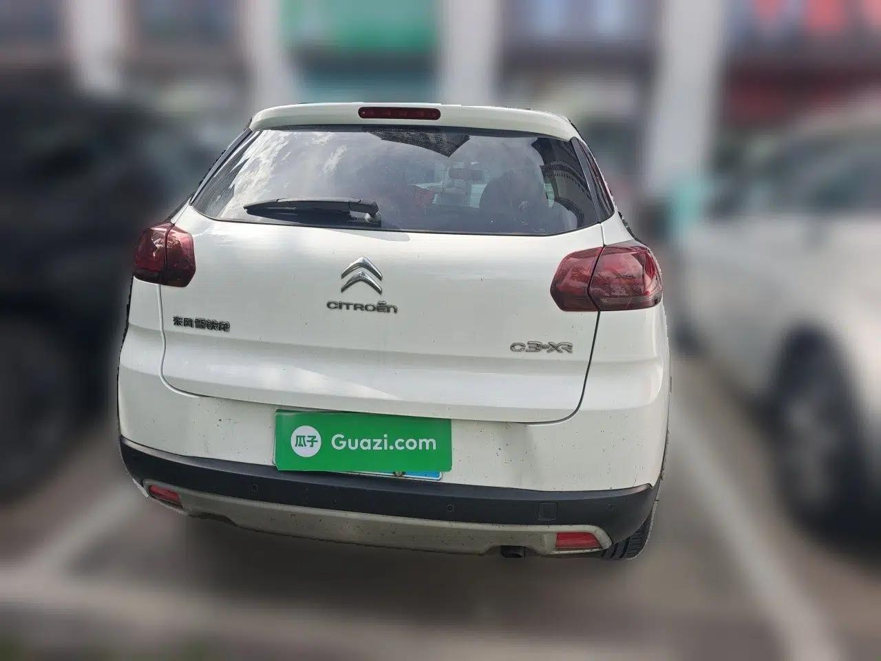 Citroen C3-XR 2015 1.6L Manual Pioneer Model — миниатюра 5