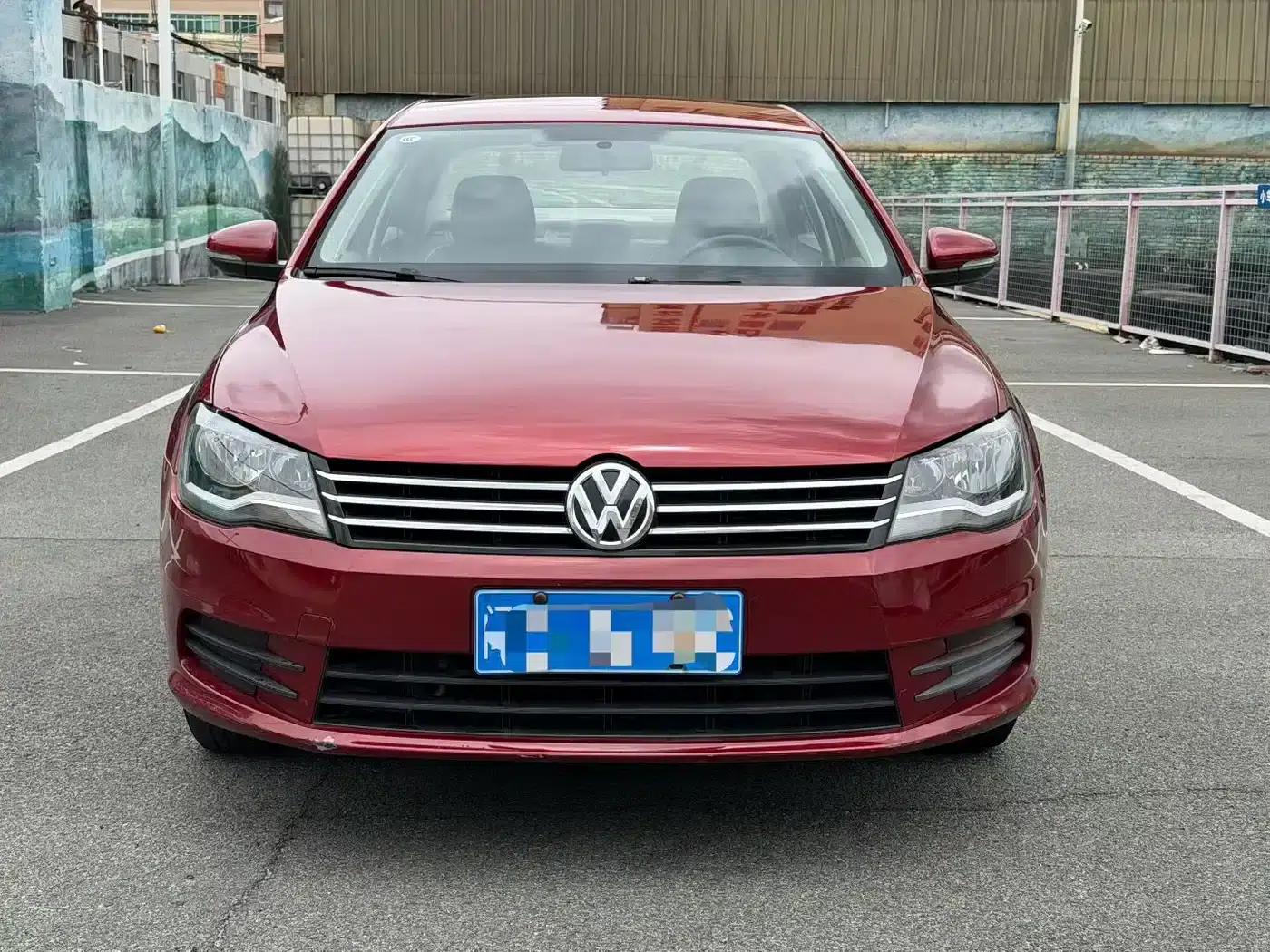 2013 Volkswagen Bora 1.6L Automatic Fashion Edition — миниатюра 1