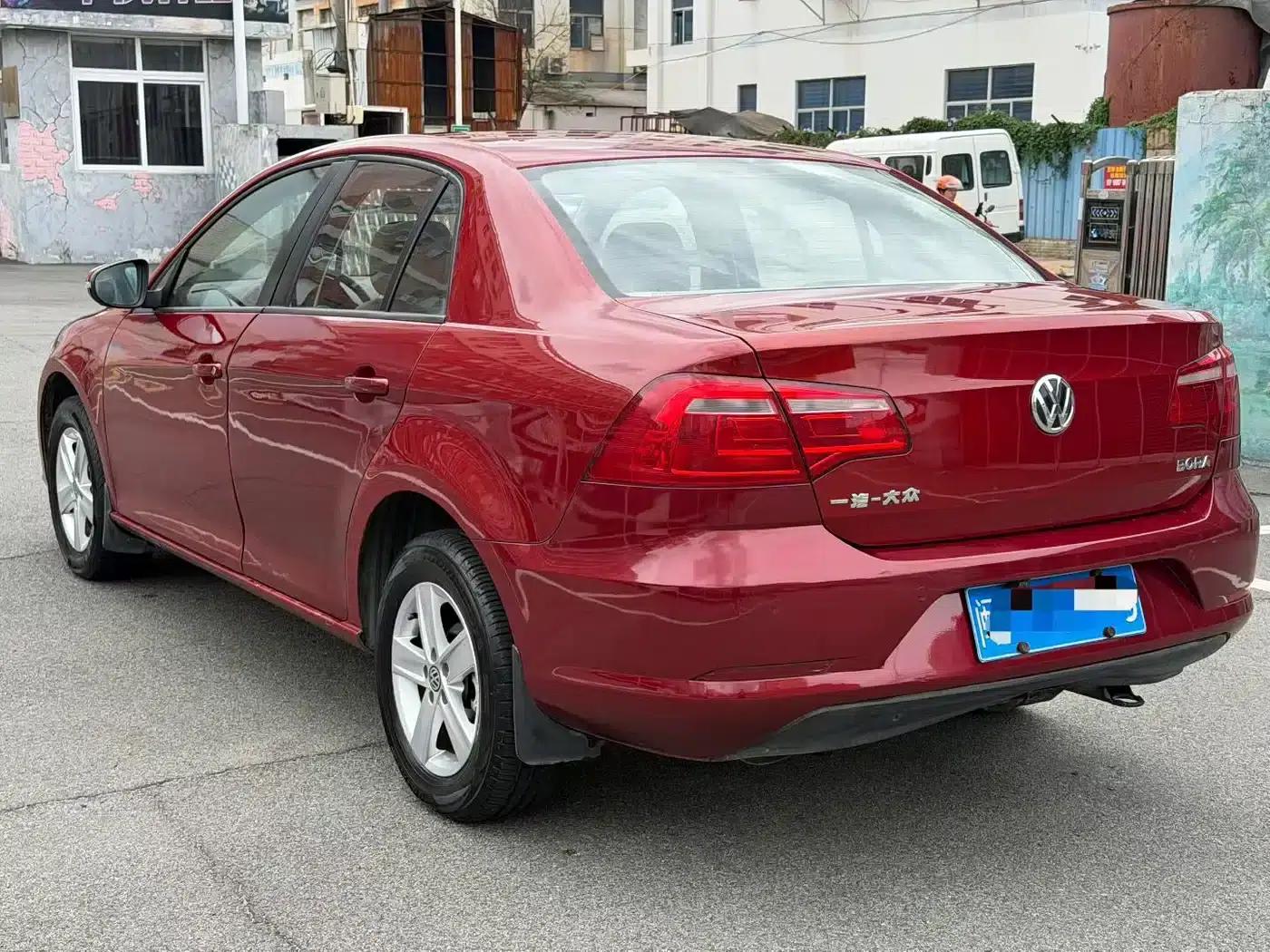 2013 Volkswagen Bora 1.6L Automatic Fashion Edition — миниатюра 7