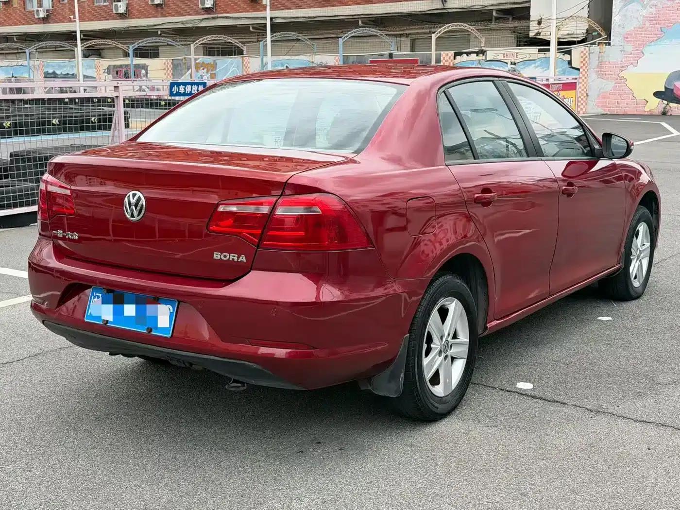2013 Volkswagen Bora 1.6L Automatic Fashion Edition — миниатюра 9