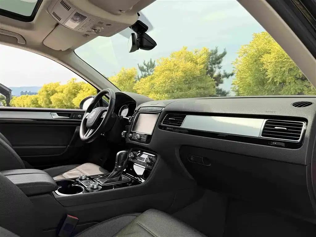 2017 Touareg 3.0TSI Cross Edition — миниатюра 18