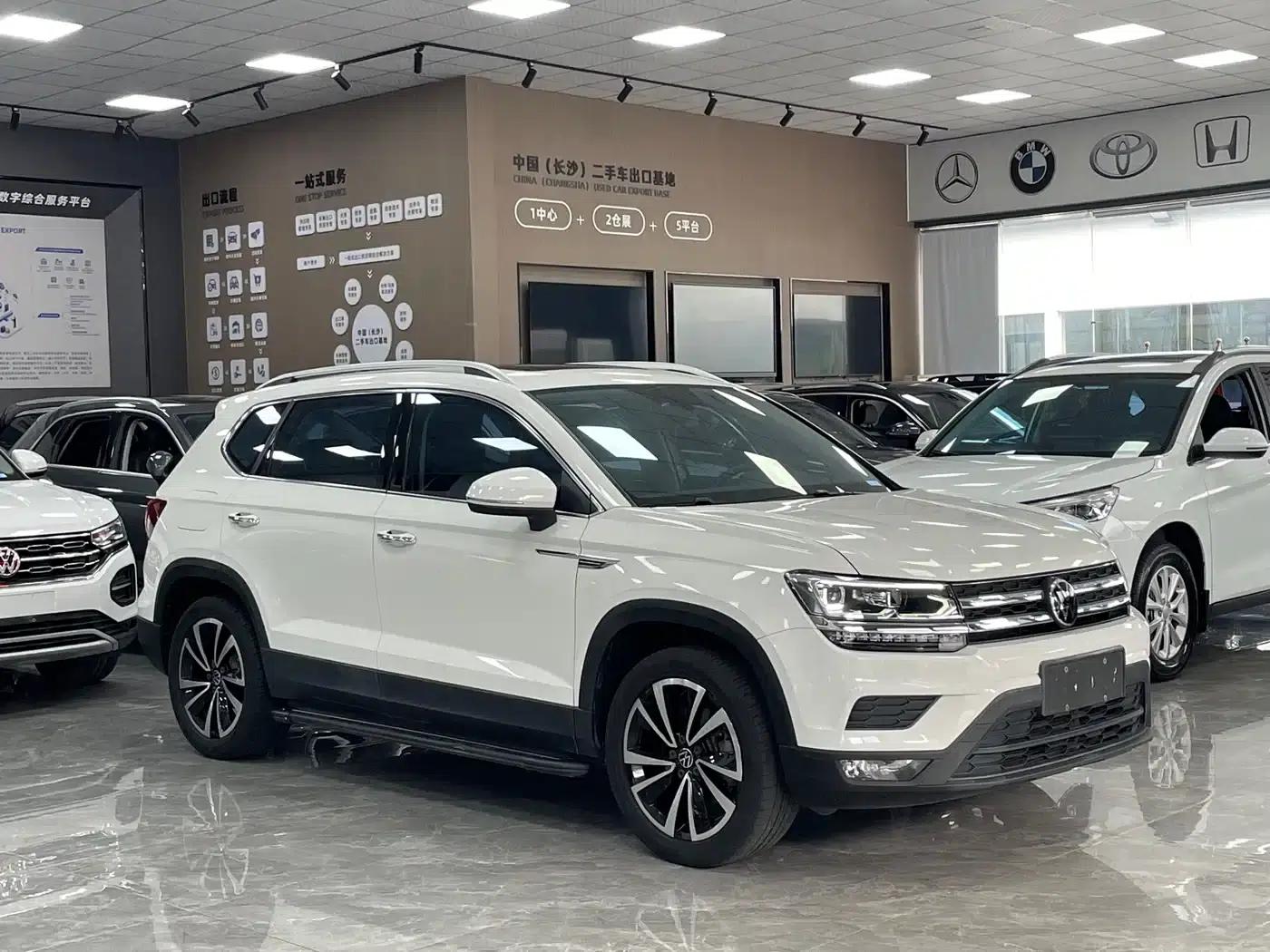 Tharu 2021 280TSI 2WD Luxury Edition PLUS — миниатюра 3