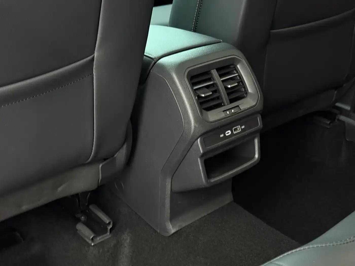 Tharu 2021 280TSI 2WD Luxury Edition — миниатюра 21