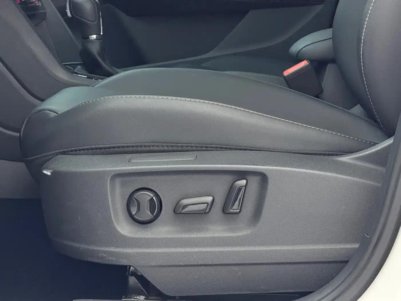 Tharu 2021 280TSI 2WD Luxury Edition — миниатюра 10