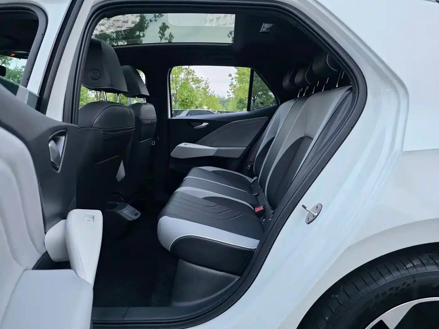 Volkswagen ID.3 2025 Smart Edition - Oxygen Plus — миниатюра 9