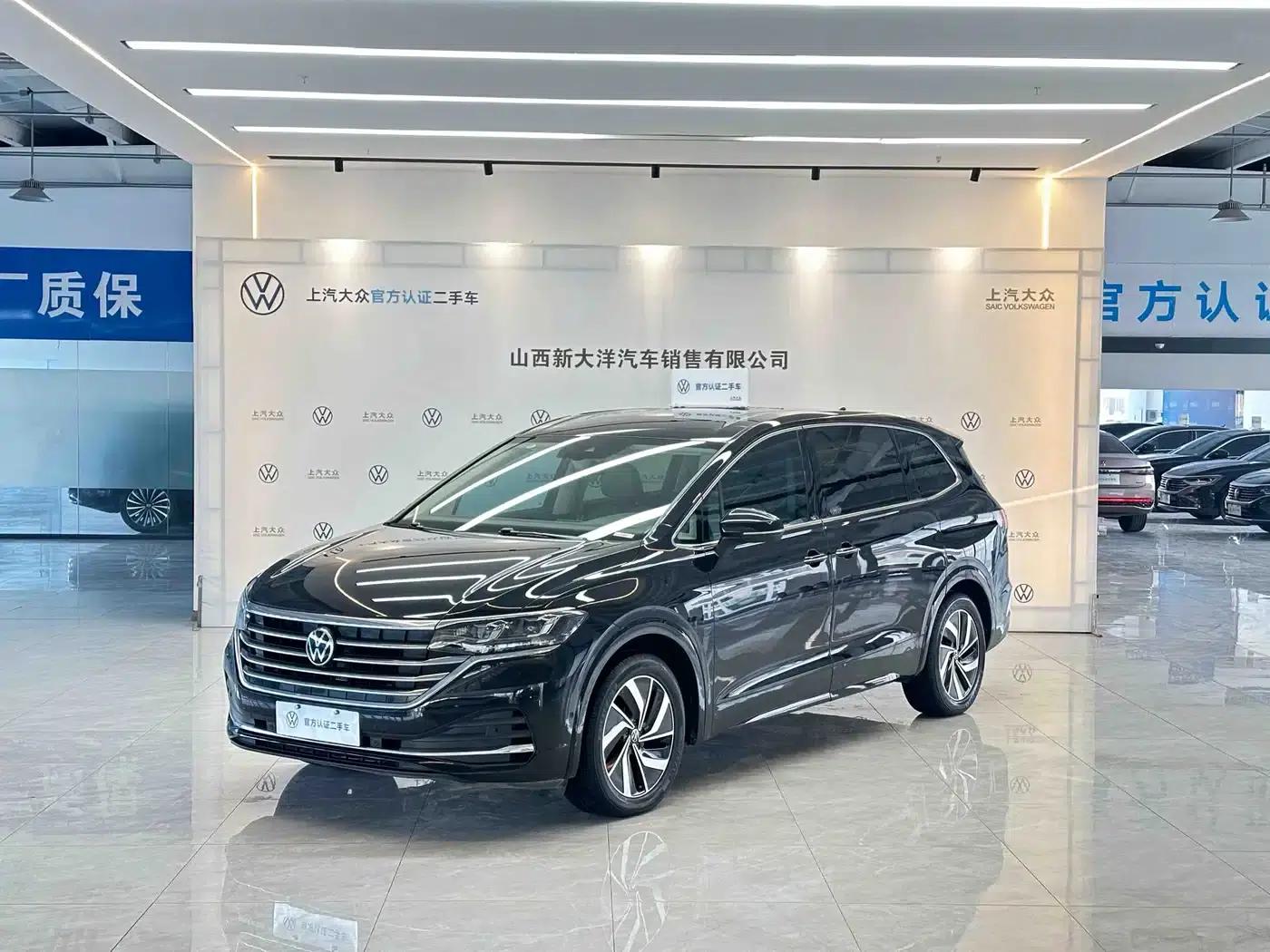Viloran 2023 Facelift 330TSI Luxury Edition — миниатюра 1