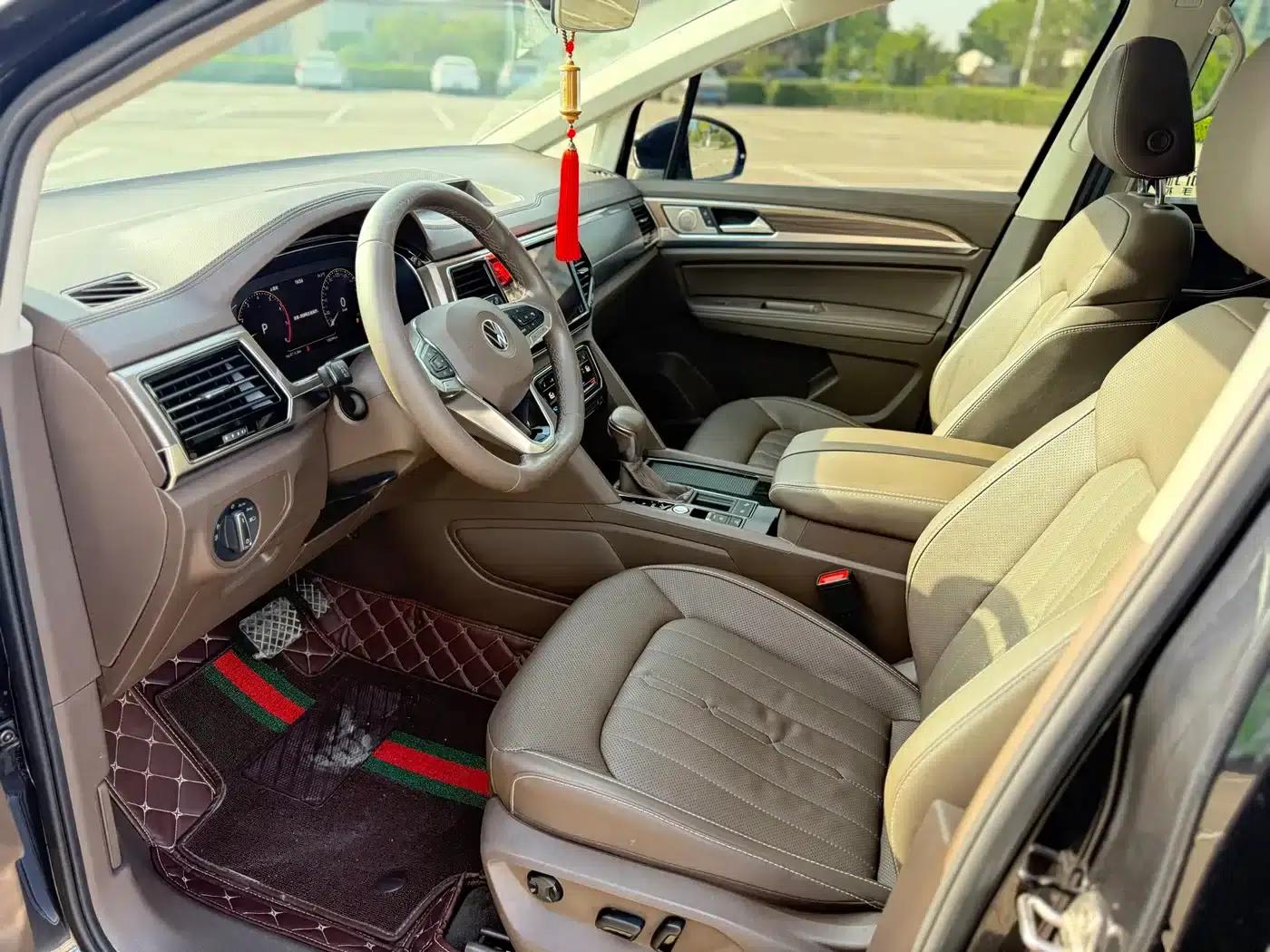 Viloran 2020 330TSI Luxury Edition — миниатюра 4