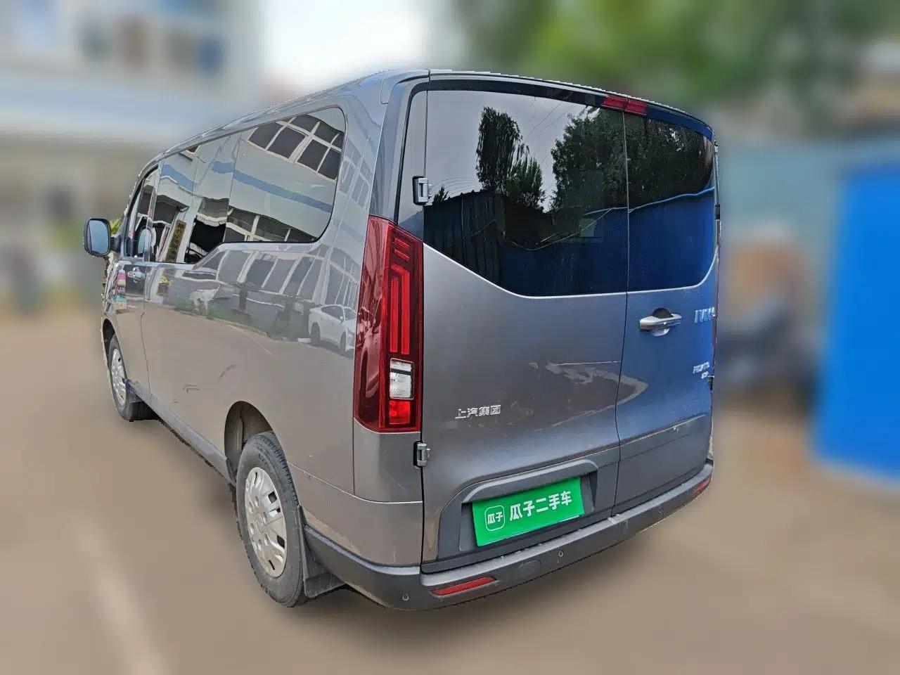 Iveco Fidato 2023 C30 Passenger Van 2.0T 93kW Manual Transmission Xingtu Edition Low Roof — миниатюра 4