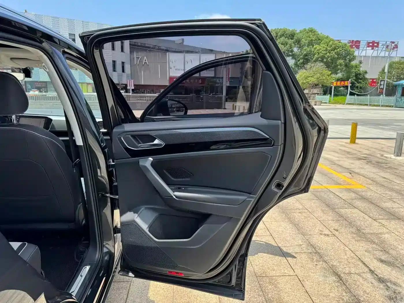 Tayron X 2020 330TSI 2WD Premium Intelligent Edition — миниатюра 20