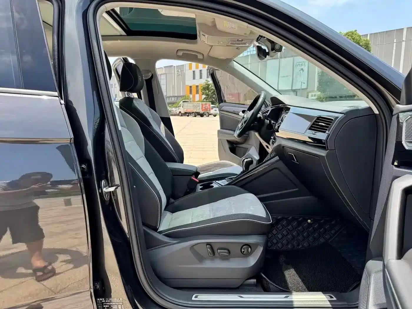 Tayron X 2020 330TSI 2WD Premium Intelligent Edition — миниатюра 29