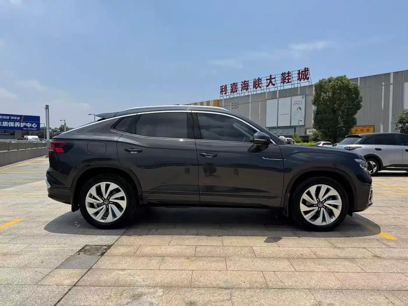 Tayron X 2020 330TSI 2WD Premium Intelligent Edition — миниатюра 8