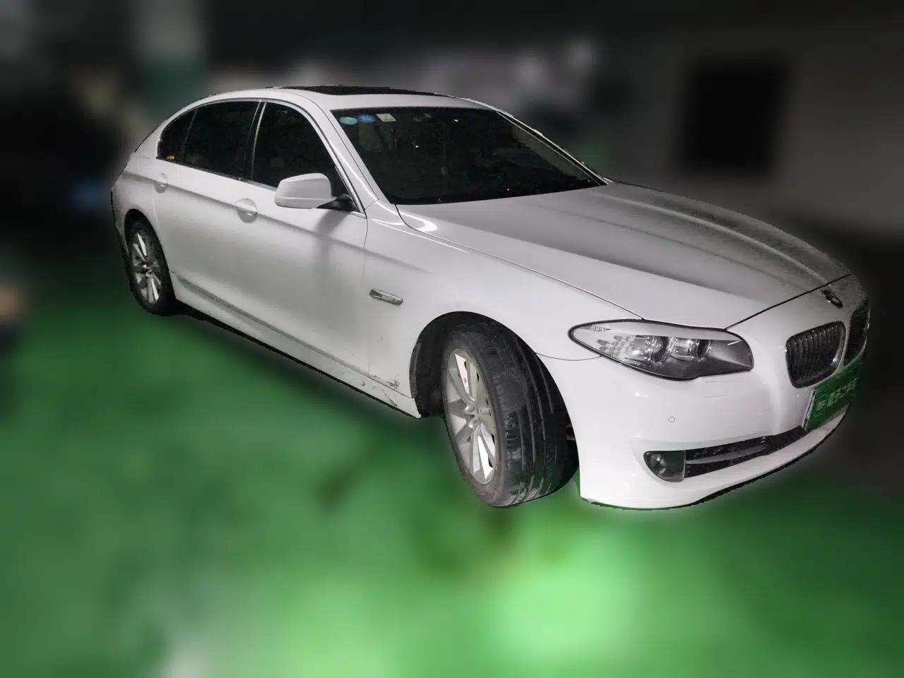BMW 5 Series 2013 530Li Leading Model — миниатюра 3