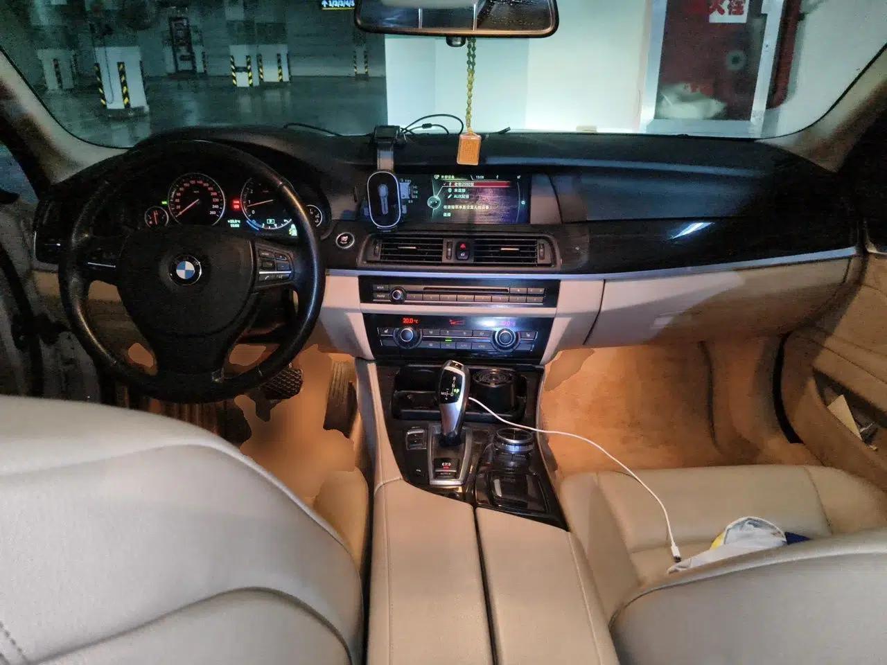 BMW 5 Series 2013 530Li Leading Model — миниатюра 9