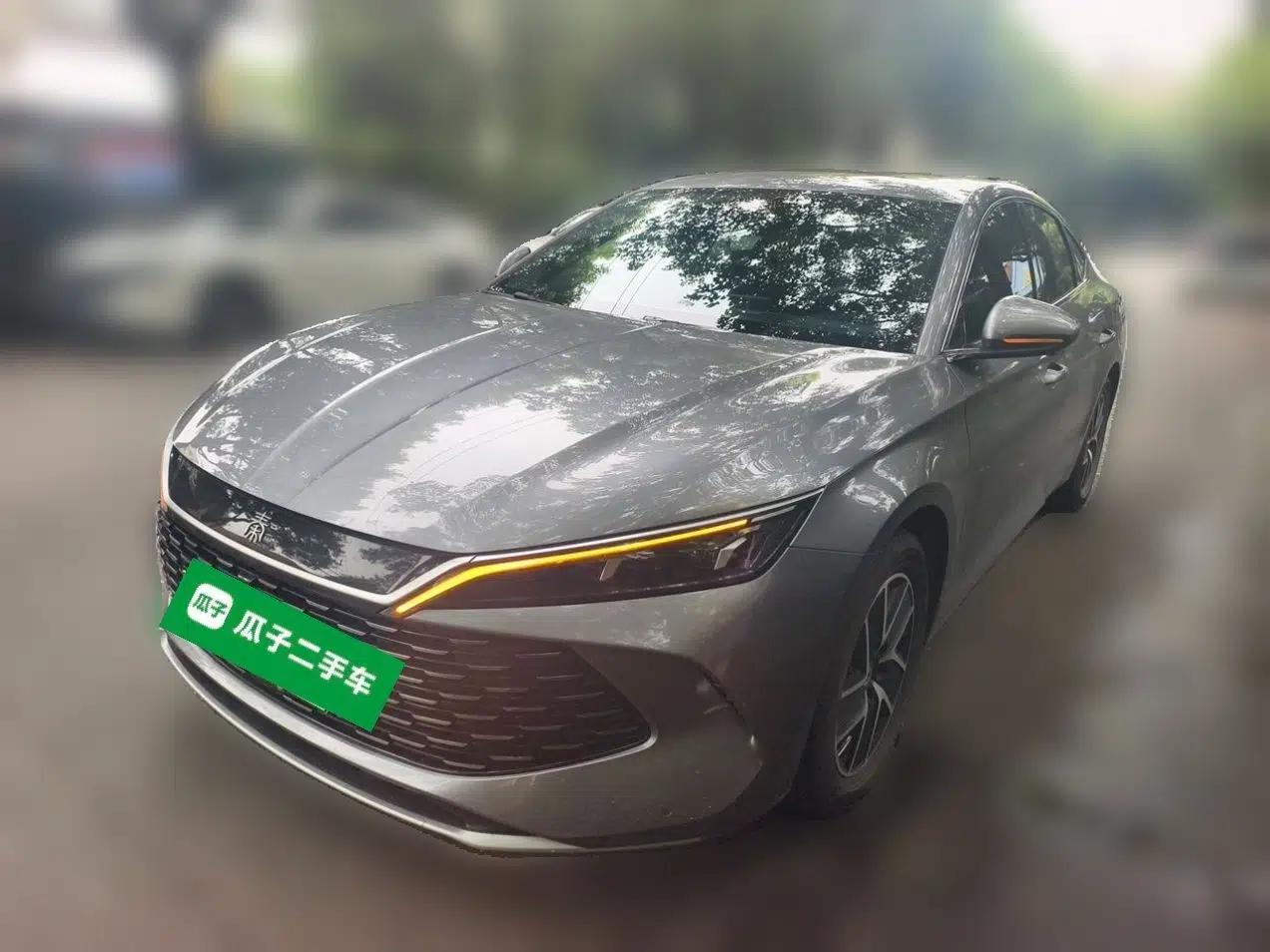 BYD Qin L 2024 DM-i 120KM Leading Model — миниатюра 1