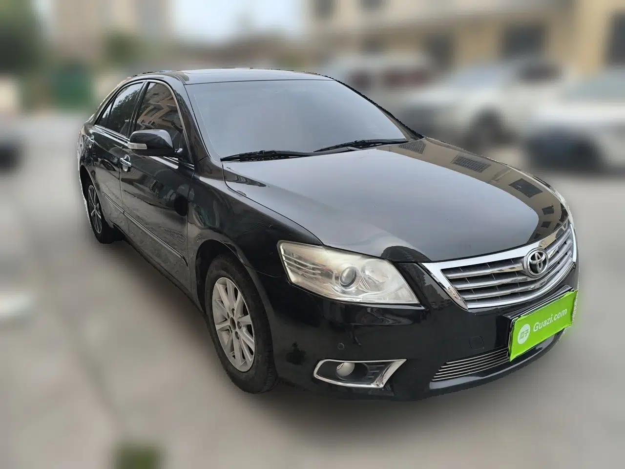 Toyota Camry 2011 200G Classic Anniversary Edition — миниатюра 3