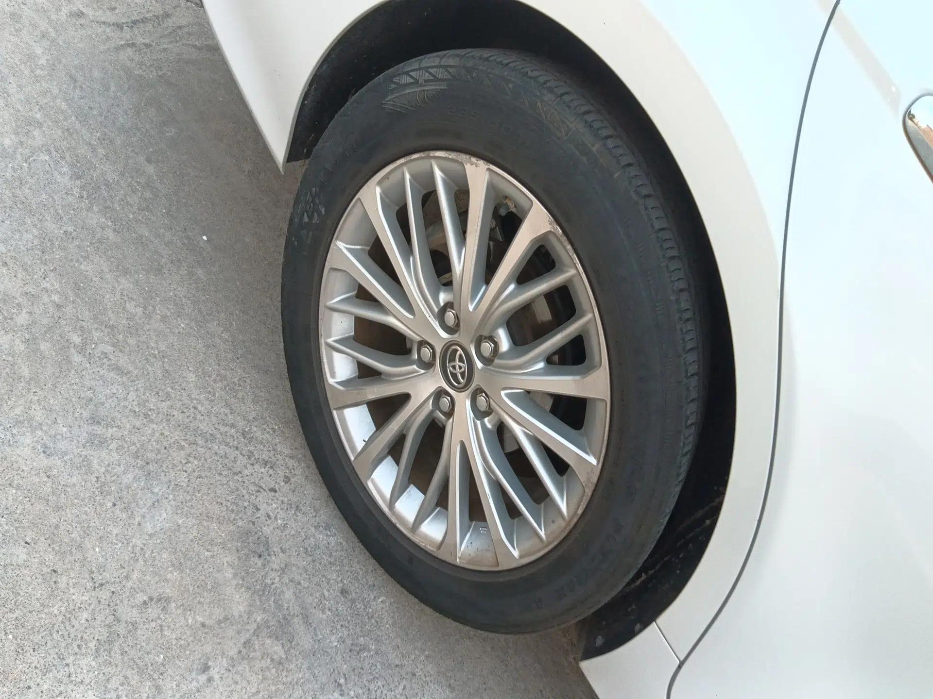 Toyota Camry 2019 Revised Version 2.5G Luxury Edition — миниатюра 11