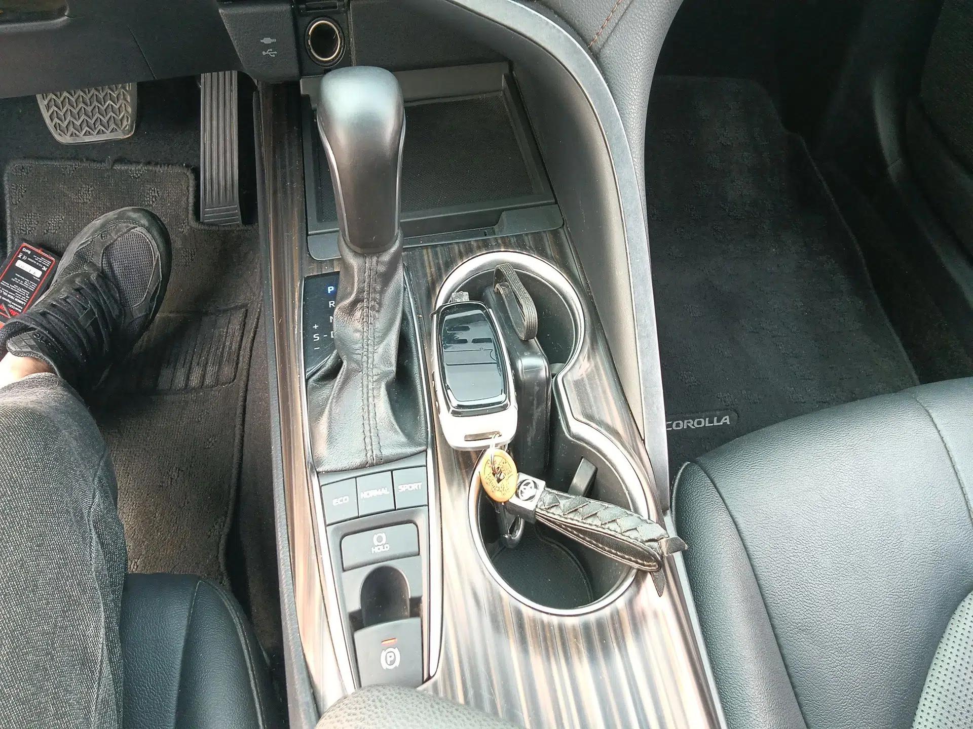 Toyota Camry 2019 Revised Version 2.5G Luxury Edition — миниатюра 21