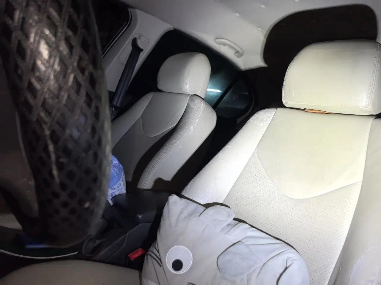Peugeot 408 2013 2.0L Automatic Comfort Edition — миниатюра 15
