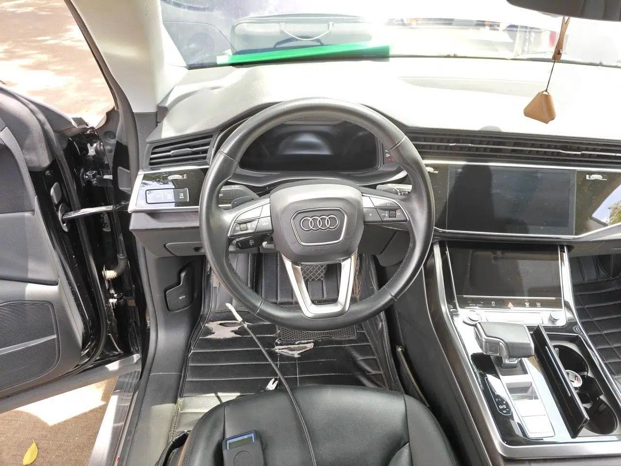 Audi Q8 2021 55 TFSI Luxury Dynamic Edition — миниатюра 10