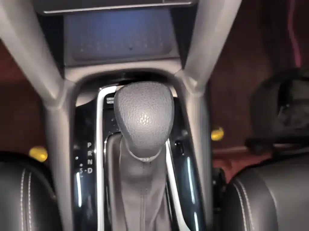 Fenglanda 2023 2.0L Intelligent Hybrid Dual Engine Luxury Edition — миниатюра 14