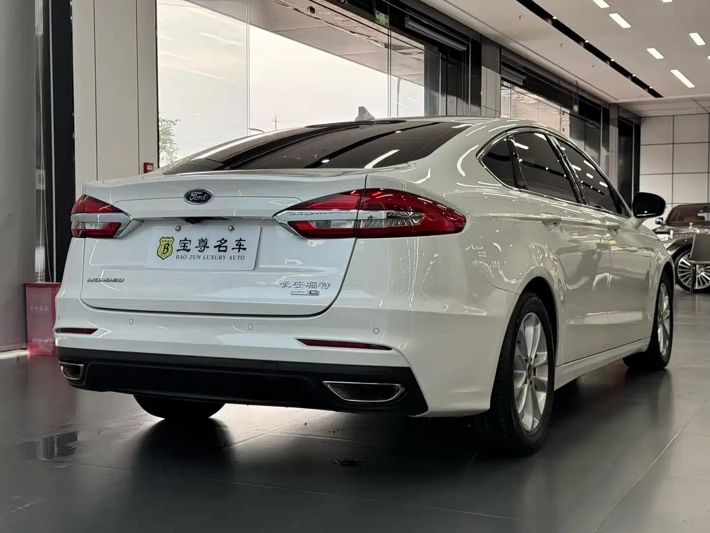 2020 Ford Mondeo EcoBoost 180 Fashion Edition — миниатюра 5