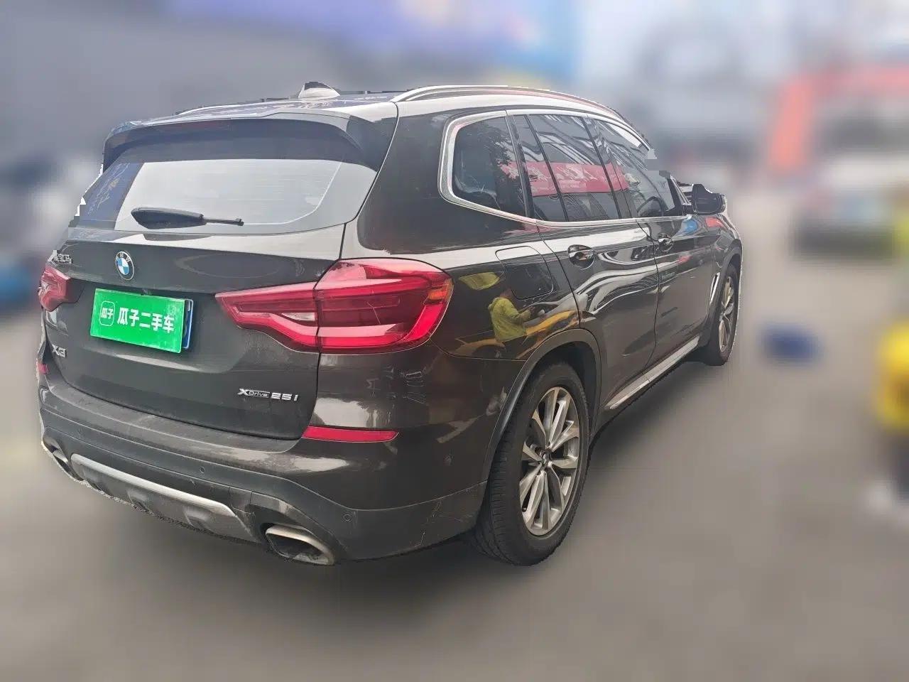 BMW X3 2018 xDrive25i Luxury Package China V — миниатюра 6