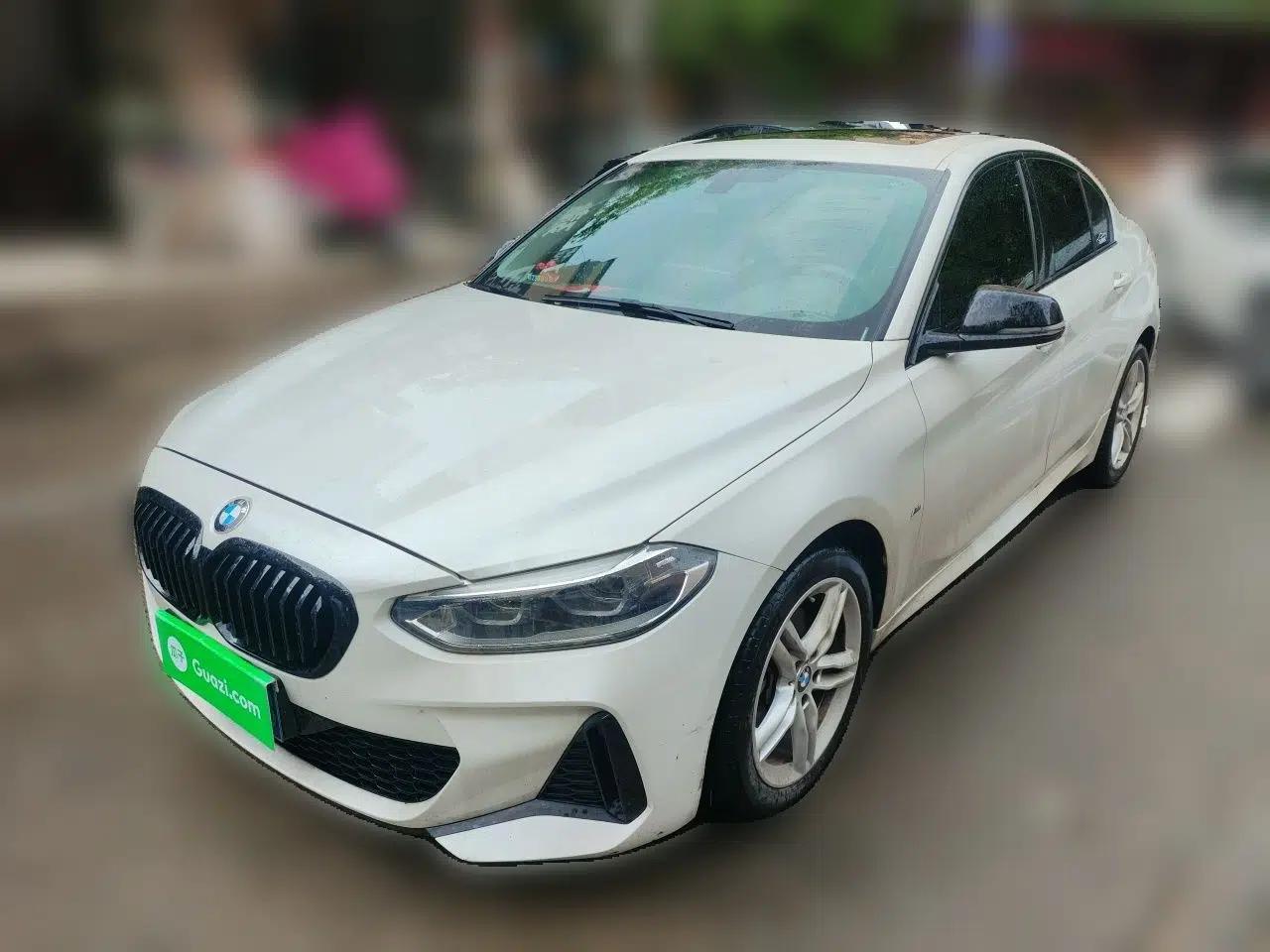 BMW 1 Series 2023 120i M Sport Night Edition — миниатюра 1
