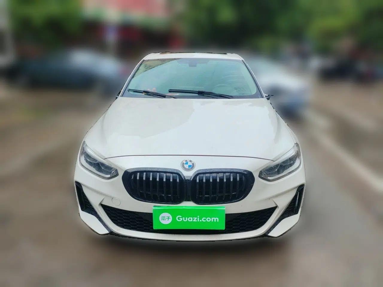 BMW 1 Series 2023 120i M Sport Night Edition — миниатюра 2