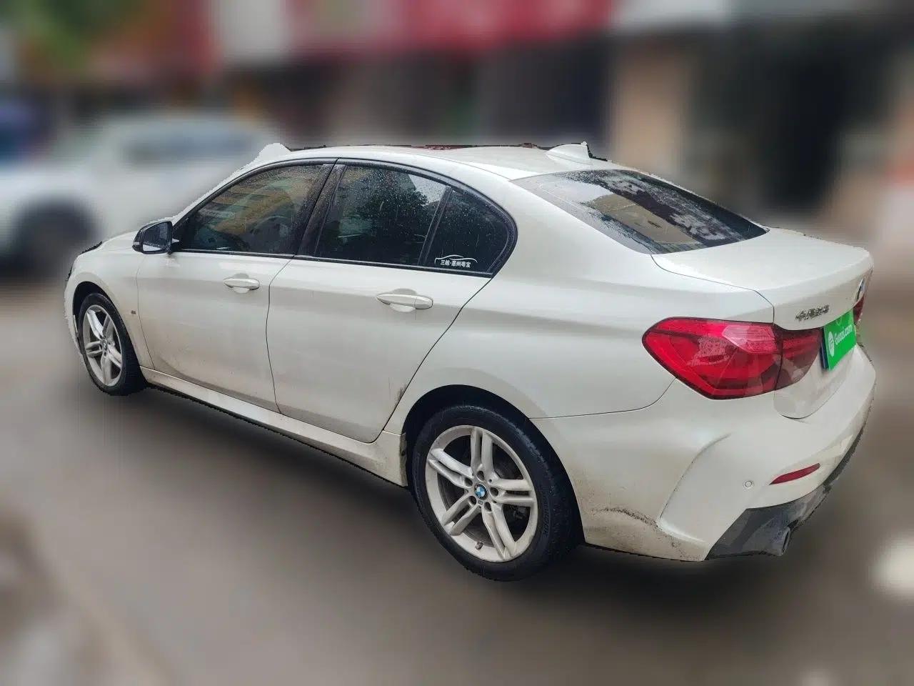 BMW 1 Series 2023 120i M Sport Night Edition — миниатюра 4