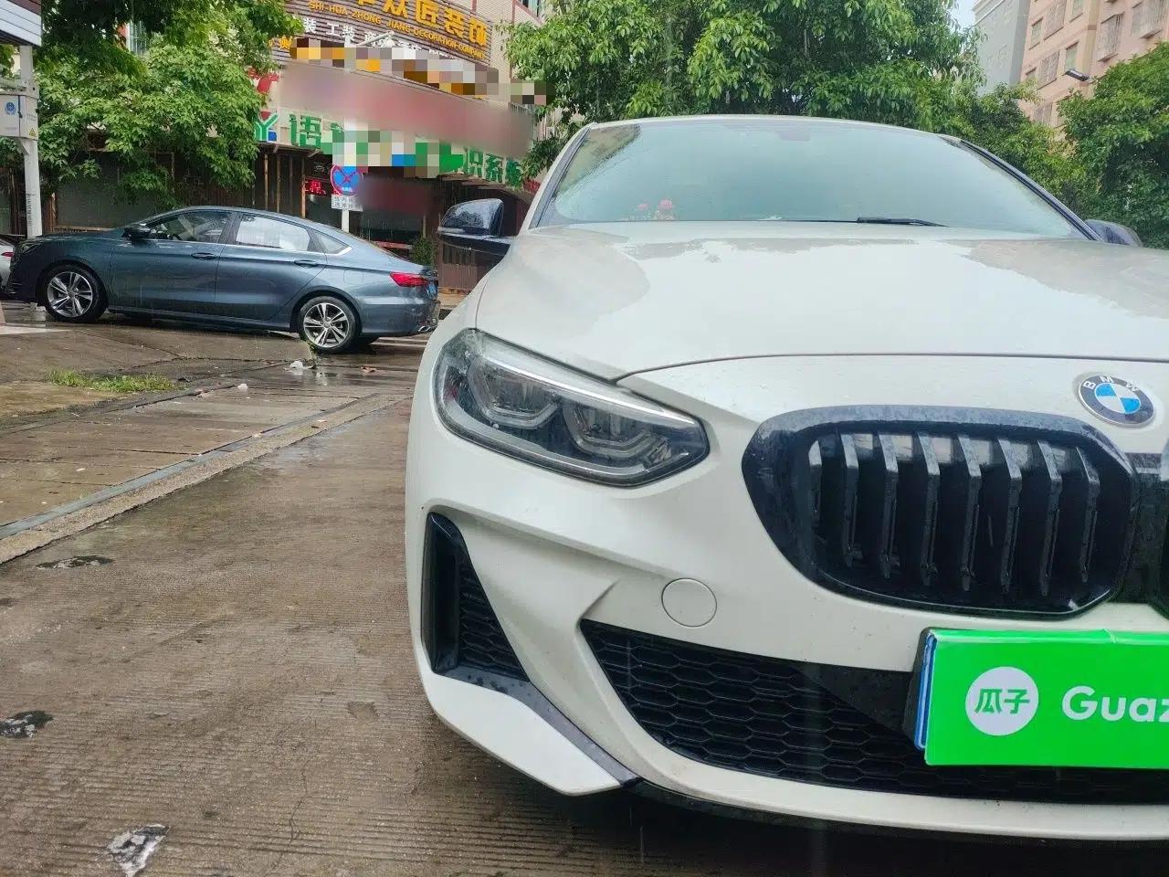 BMW 1 Series 2023 120i M Sport Night Edition — миниатюра 7