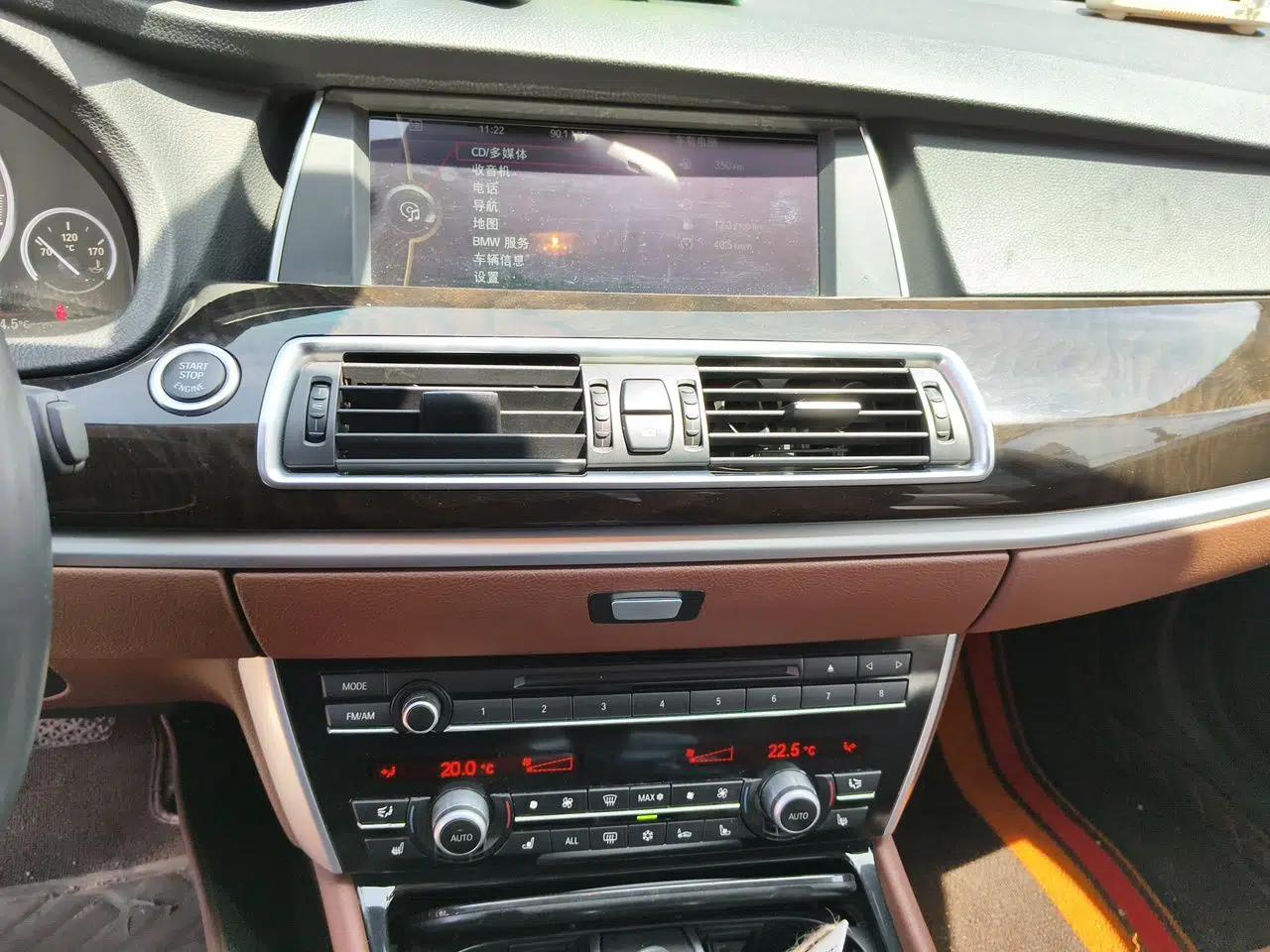 BMW 5 Series GT 2011 535i xDrive Luxury Edition — миниатюра 13