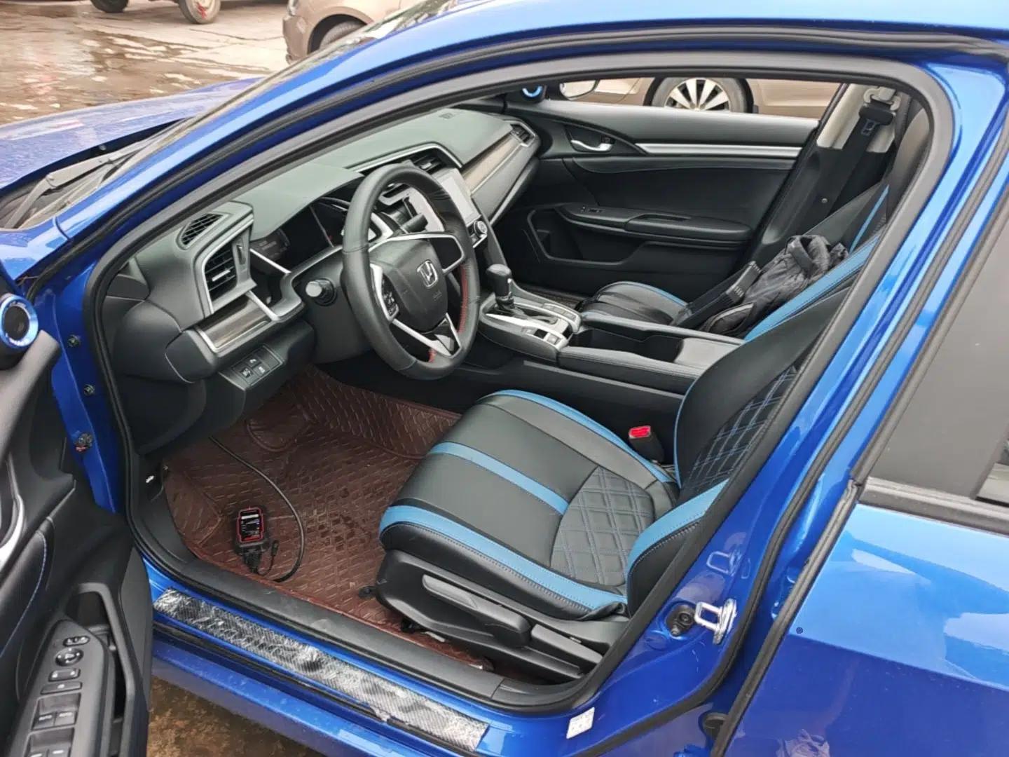 Honda Civic 2019 220TURBO CVT Dynamic Edition China VI — миниатюра 17