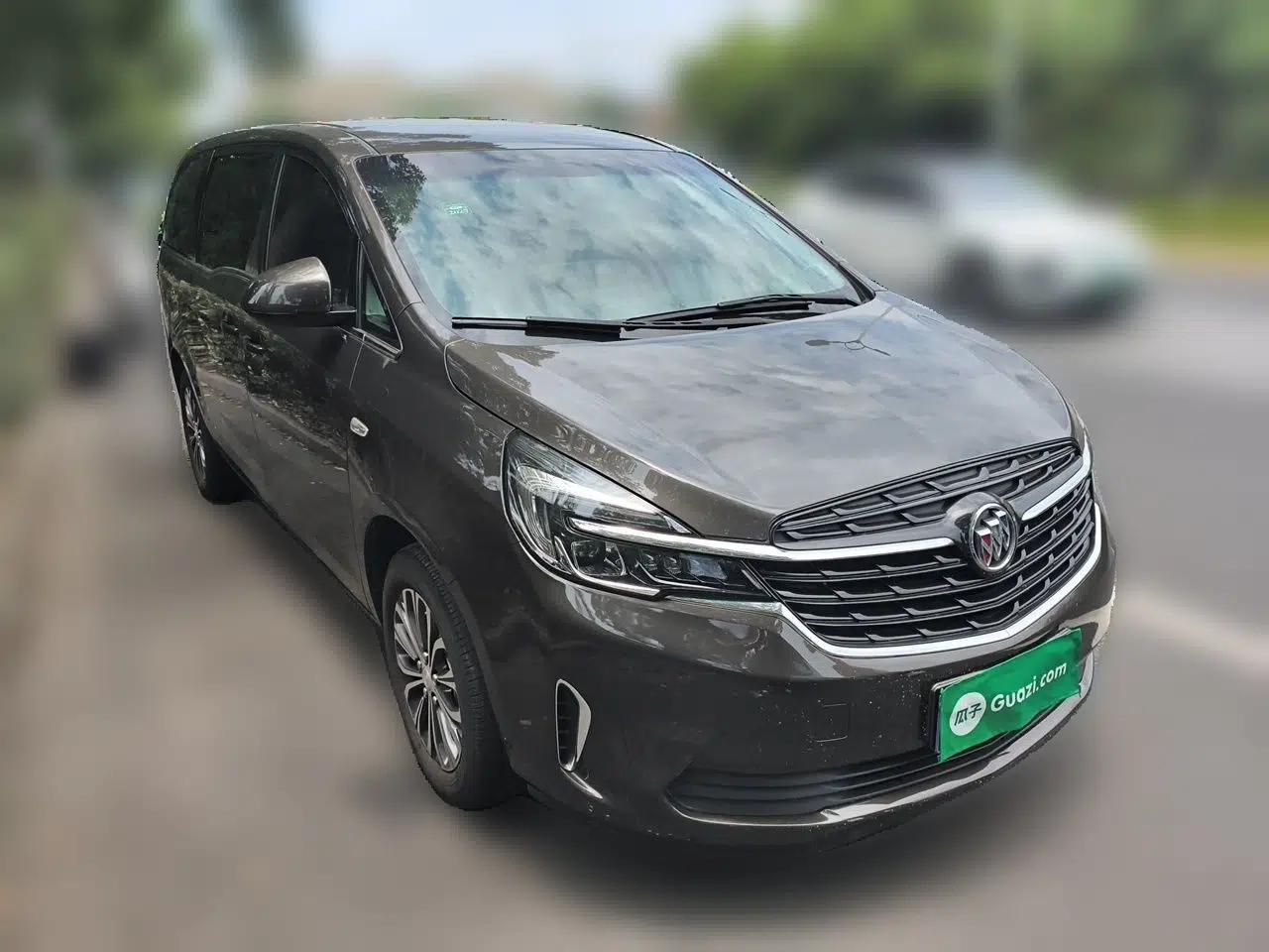 Buick GL8 2022 Land Cruiser Executive Class 652T Comfort Model — миниатюра 3