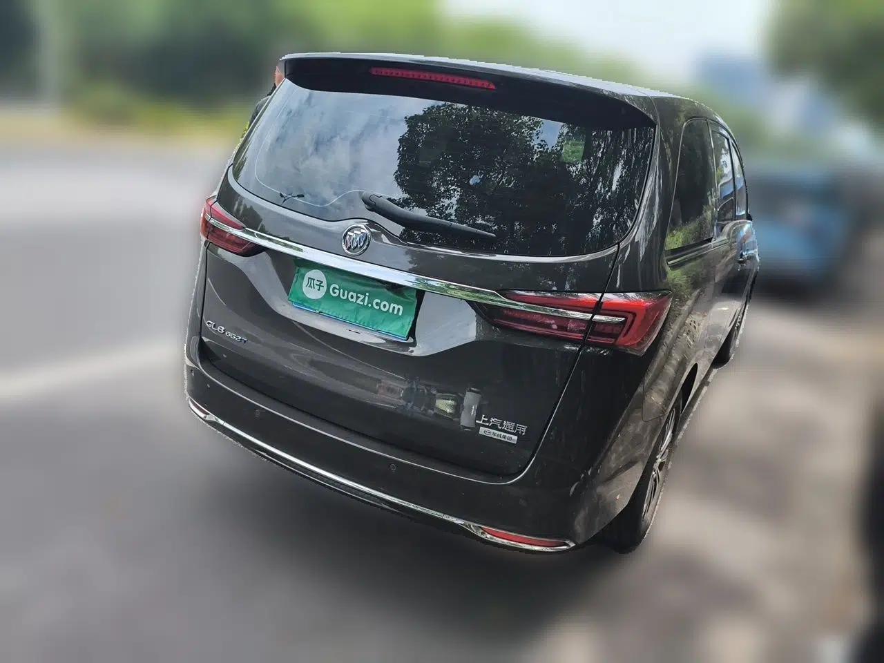Buick GL8 2022 Land Cruiser Executive Class 652T Comfort Model — миниатюра 6