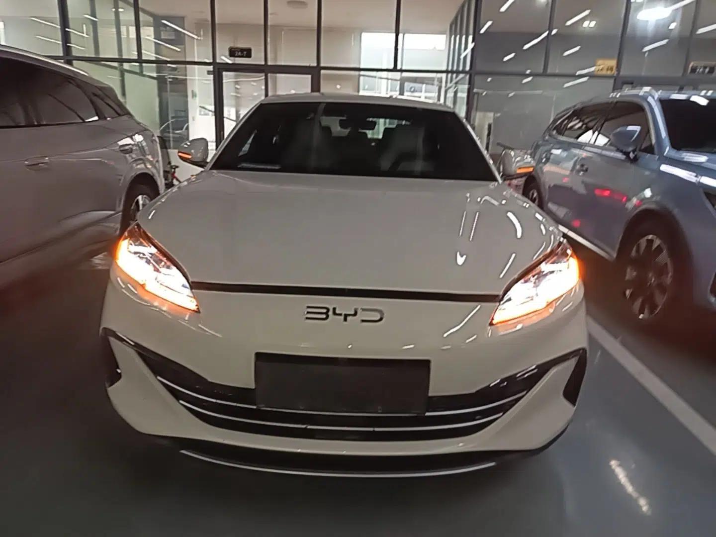 BYD Seal 06 New Energy 2024 DM-i 80KM Prestige Model — миниатюра 2