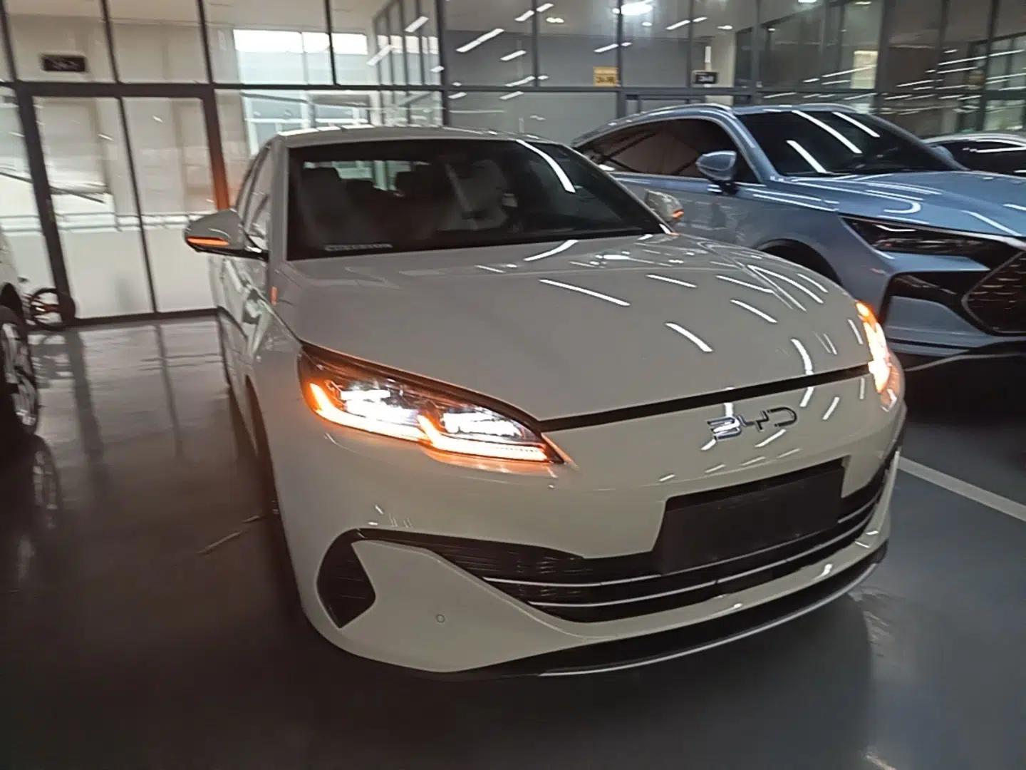 BYD Seal 06 New Energy 2024 DM-i 80KM Prestige Model — миниатюра 3