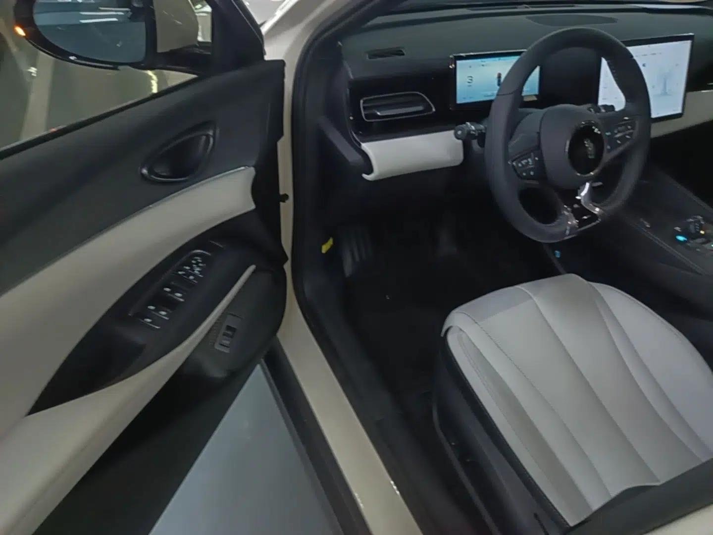 BYD Seal 06 New Energy 2024 DM-i 80KM Prestige Model — миниатюра 23