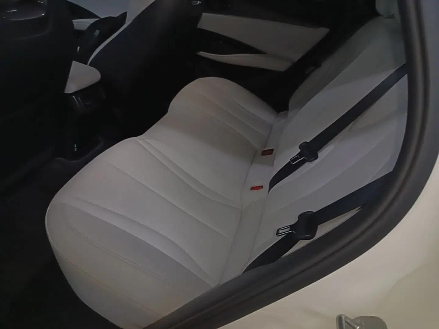 BYD Seal 06 New Energy 2024 DM-i 80KM Prestige Model — миниатюра 25
