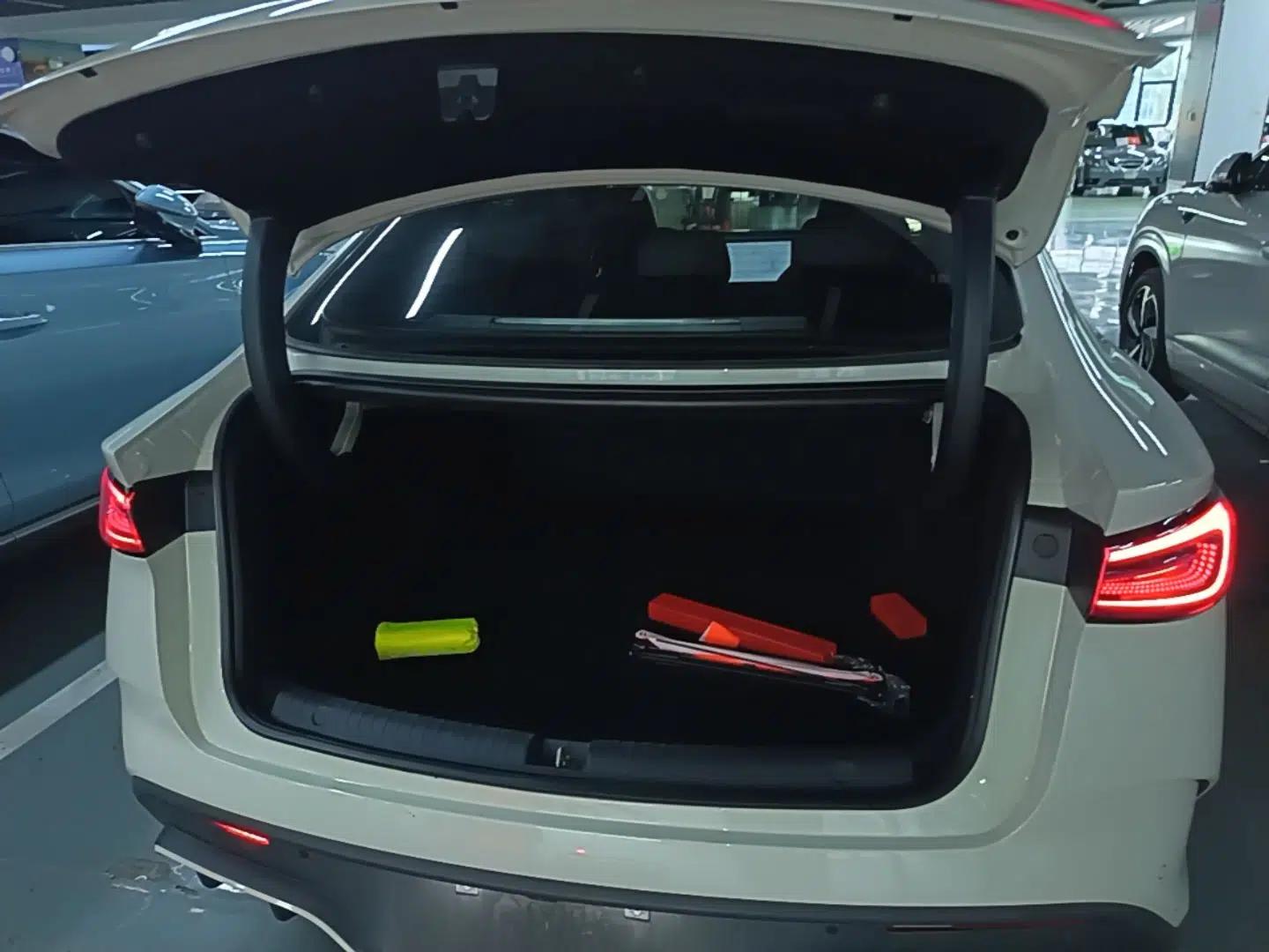BYD Seal 06 New Energy 2024 DM-i 80KM Prestige Model — миниатюра 27